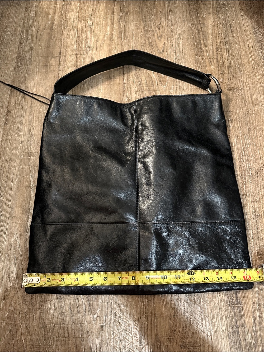 Vintage HOBO International Black Leather Quartered Hobo Bag - Picture 7 of 11